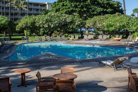 マウイ島：カアナパリ ビーチ ホテル　プール