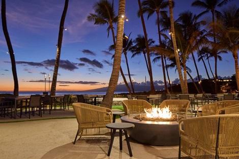 マウイ島：カアナパリ ビーチ ホテル　レストラン