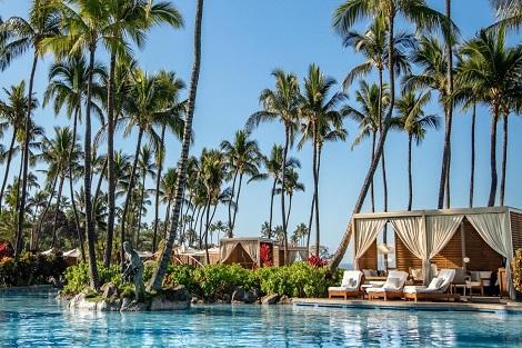 マウイ島：グランドワイレア ウォルドルフアストリアリゾート　プール