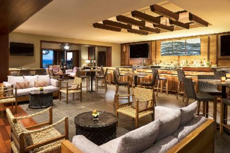 マウイ島：ザ リッツカールトン マウイ カパルア　レストラン