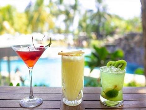 バリ マンディラ ビーチ リゾート＆スパ カクテルタイム イメージ