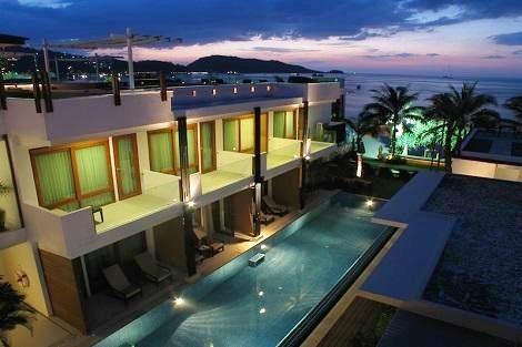 プーケット:ラ フローラ リゾート パトン 外観