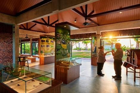 コタキナバル：シャングリラ ラサ リア コタキナバル ディスカバリーセンター