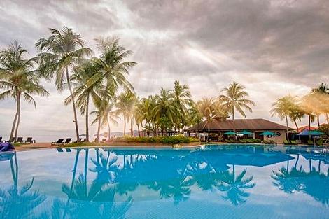 コタキナバル：ザ パシフィック ステラ ホテル プール