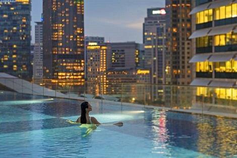 クアラルンプール：フォーシーズンズ ホテル クアラルンプール プール