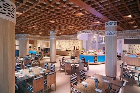 セントーサ島：シャングリラ ラサ セントーサ リゾート＆スパ レストラン