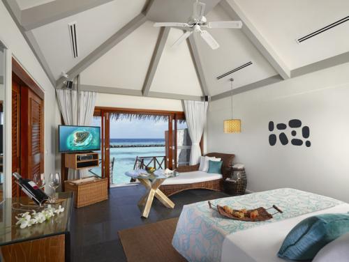 プレミアム水上ヴィラ客室一例_タージコーラルリーフ