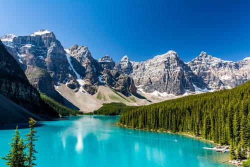 地球上にいる素晴らしい場所。モレーヌ湖、バンフ国立公園、カナダ、アルバータ