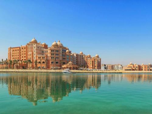 ドーハ：マルサ マラズ ケンピンスキー ザ パール 外観