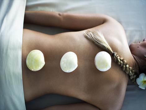 インターコンチネンタル ボラボラ リゾート & タラソ スパ 定評のあるスパで癒し時間