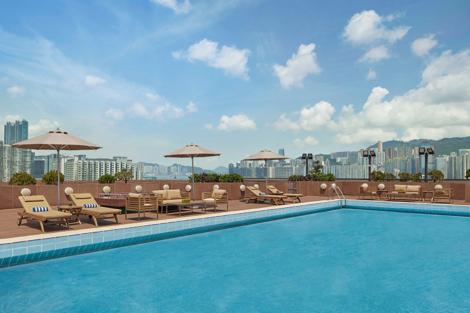 ニュー ワールド ミレニアム ホンコン ホテル プール