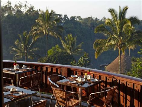 バグースジャティ　自然に囲まれた癒しのリゾート