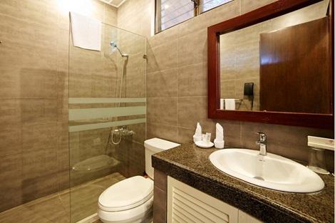 フィリピン：セブホワイトサンズ バスルームイメージ