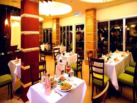 カリムリゾート 世界各国の料理を提供するレストラン