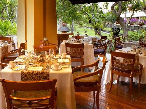 ヌサドゥアビーチホテル　クラブラウンジがご利用いただけます♪