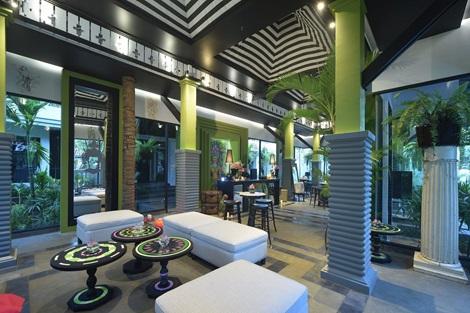 シンタ マニ ホテル：ホテルエントランスイメージ