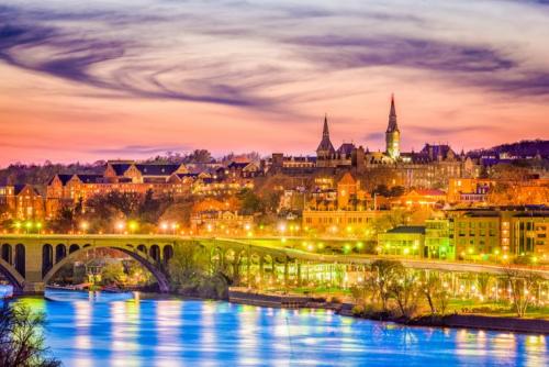 ジョージタウン、夕暮れ時のポトマック川（イメージ）