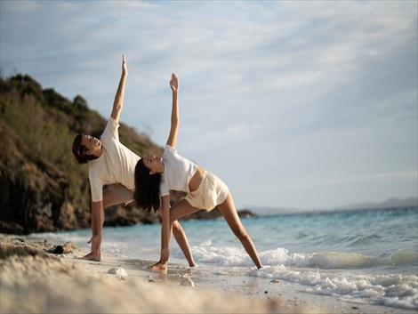 コンスタンス サルバンジナ 心地よいヨガで心身リフレッシュ