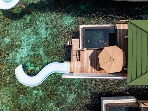 プール＆ウォータースライダー付きラグーンヴィラ客室一例_シヤムワールド