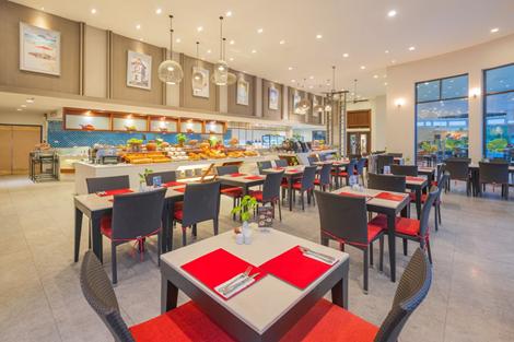 ディーヴァナプラザ レストラン