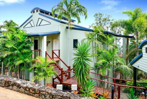 ハミルトン島 COMPASSPOINT3（外観）