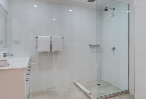 ハミルトン島 Heliconia Grove6（バスルーム）